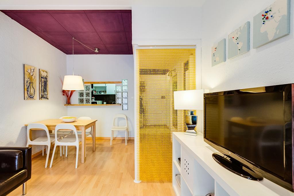 Deep Purple Apartment Barcelona Bagian luar foto