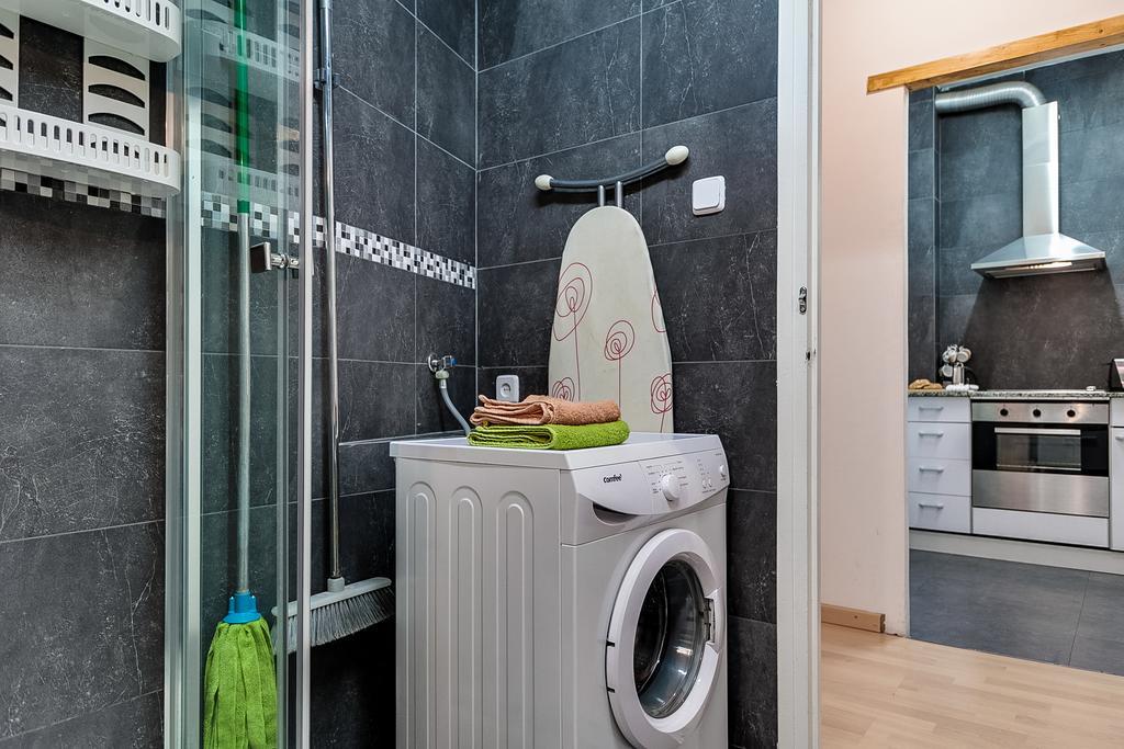 Deep Purple Apartment Barcelona Bagian luar foto